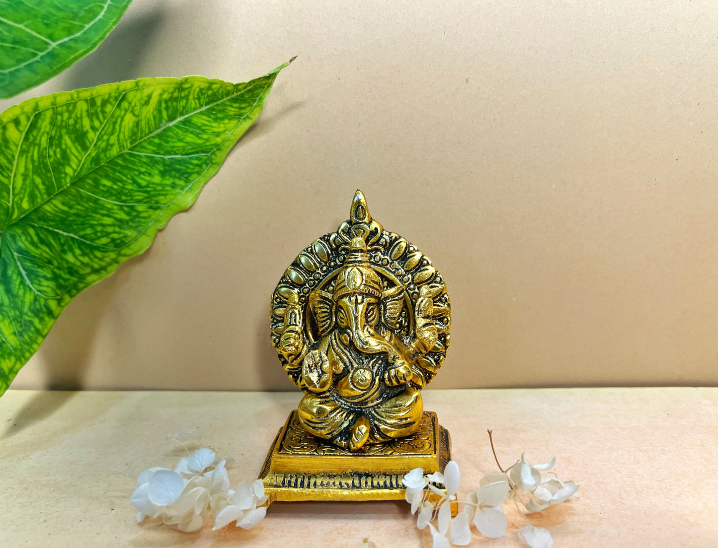 Majestic Ganesha Ji’s Idol for Gift/ Pooja